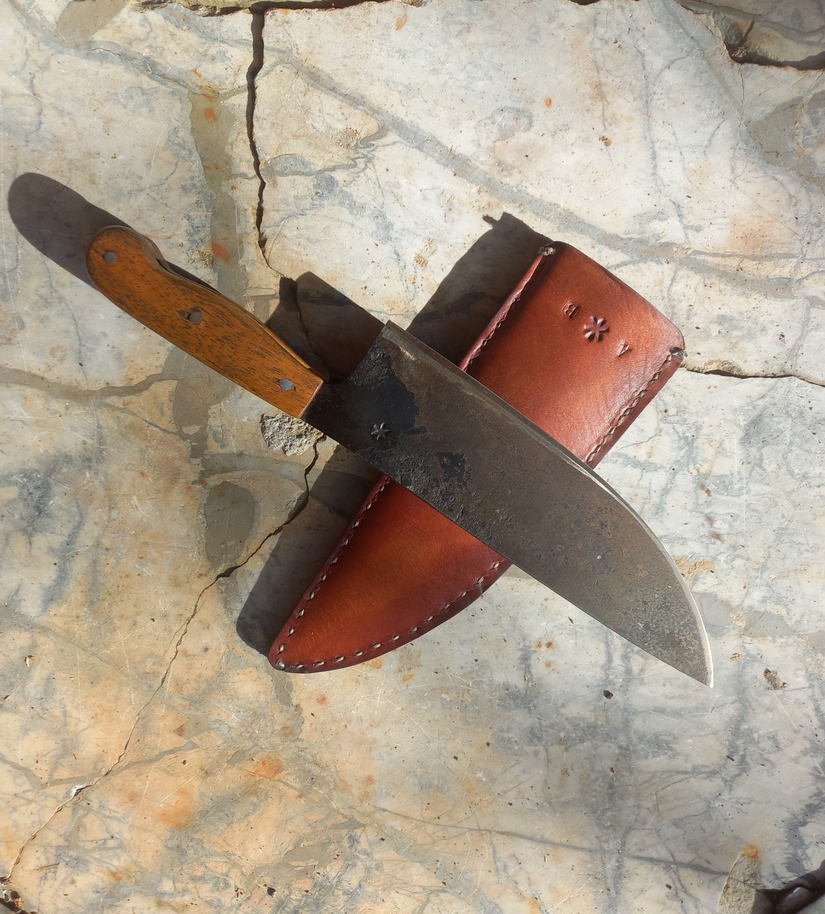TEAK HANDLE HEAVY DUTY COUNTRYSIDE KITCHEN KNIFE